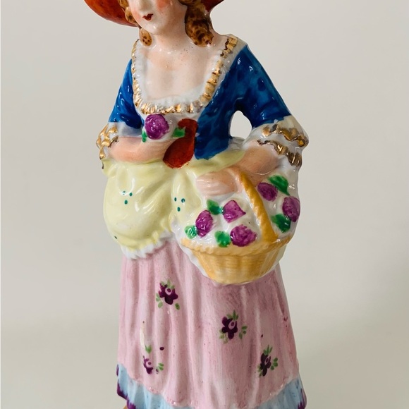 8.5 Occupied Japan Porcelain Lady Figurine - Picture 1 of 8